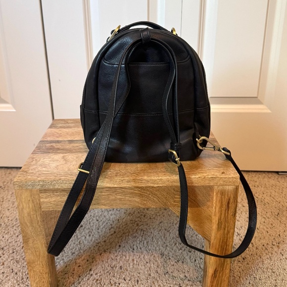 HOBO Mini Backpack or Purse (2 in 1) - Picture 4 of 8